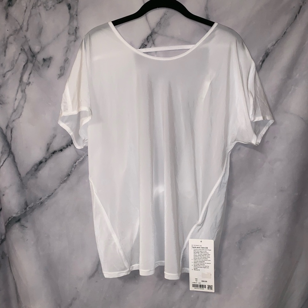 NWT lululemon Twist and Train SS